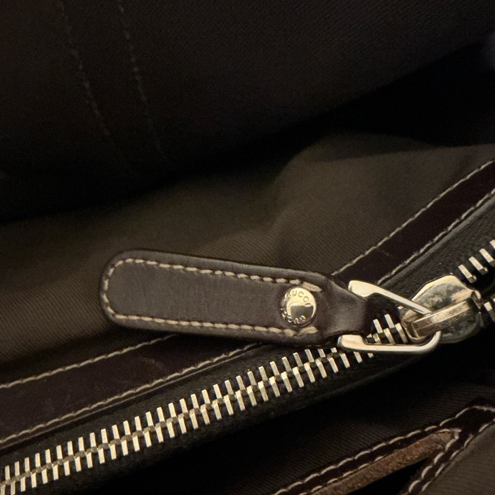 Gucci GG Supreme Large Joy Tote Bag - Picture 14 of 15